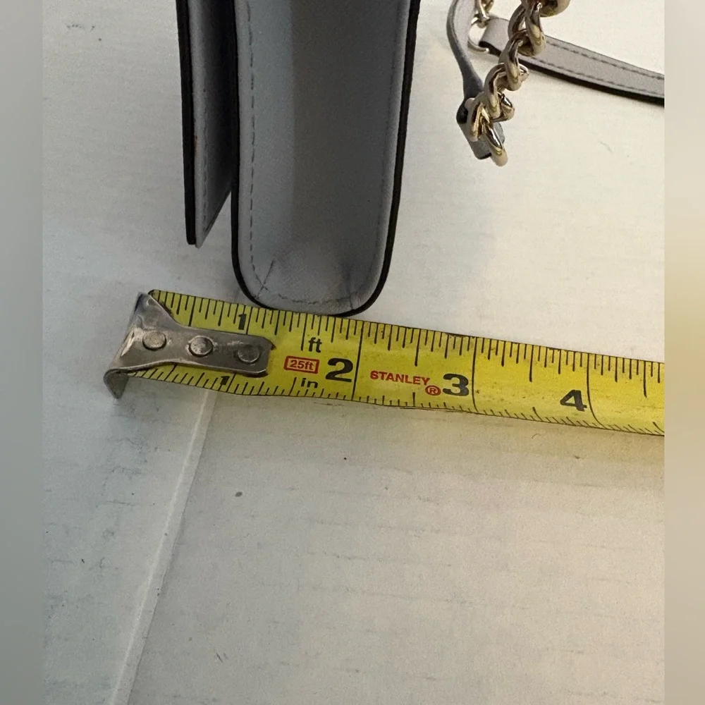 KATE SPADE grey crossbody with removable strap clutch - Picture 2 of 14